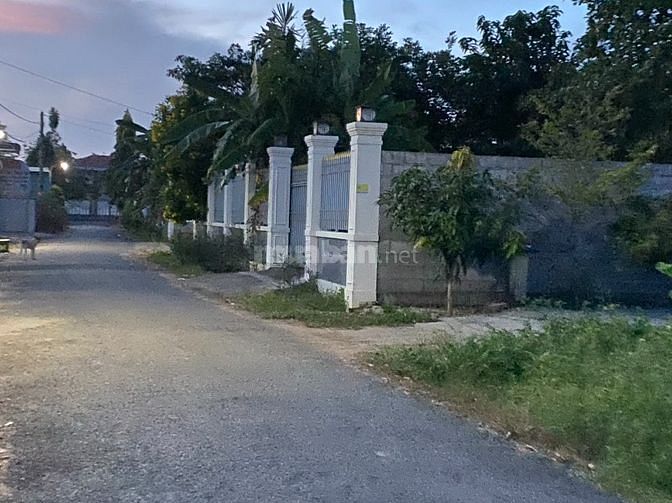 HÀNG QUÁ NGỘP 10x67 PHƯỜNG HẮC DỊCH GIÁ 2xx tỷ