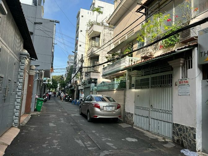 CẦN BÁN NHÀ HẺM LỚN Nguyễn Bỉnh Khiêm 8,6x15,1m 19ty
