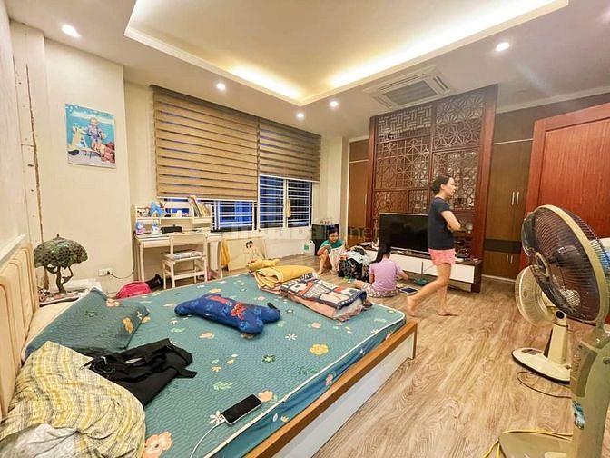 Bán nhà đẹp phân lô Hai Bà Trưng,40m x 5 tầng, gần ô tô giá nhỉnh 5 tỷ