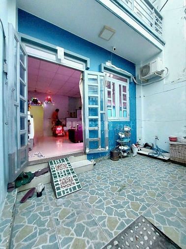 Bán Căn Nhà 2 Tầng Chính Chủ - DTSD : 80m2 " Sổ Riêng " 1806 HTP