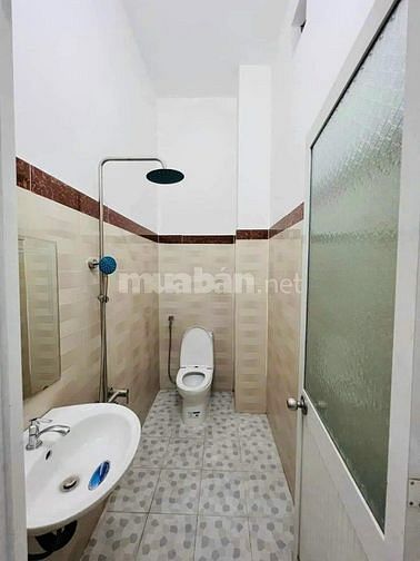 Kẹt Tiền Bán Gấp Nhà Đường Hà Huy Giáp, P.Thạnh Lộc, Quận 12.Giá 2tỷ4