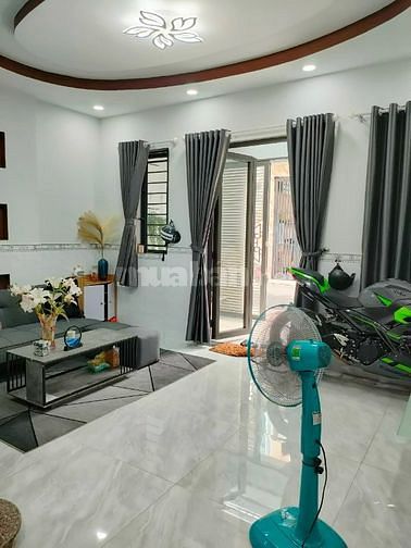 Bán nhà đẹp quận 12, không gian thoáng mát, phong cách trẻ trung
