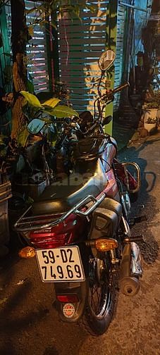 Suzuki GD110, nguyên zin, bao sang tên 9h chủ