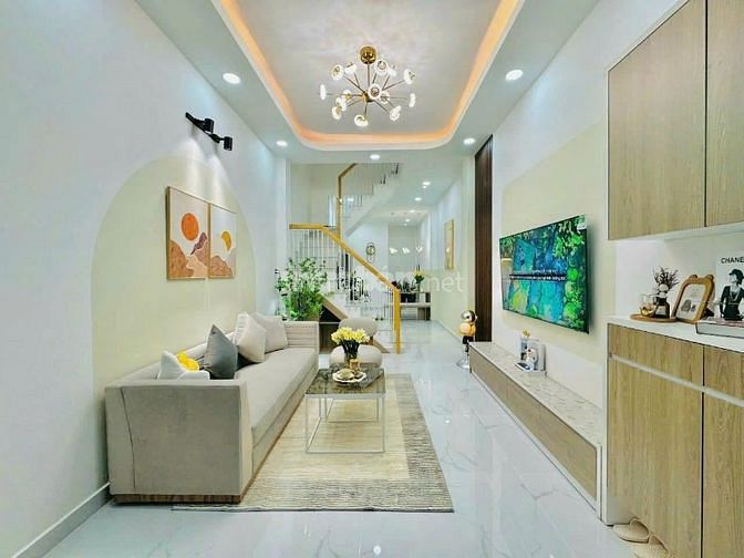 SIÊU PHẨM NHÀ 81M2/3LẦU/GIÁ 7TỶ NGAY NGUYỄN TRÃI QUẬN 1 CÓ SỔ SẴN