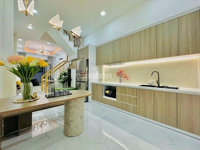 SIÊU PHẨM NHÀ 81M2/3LẦU/GIÁ 7TỶ NGAY NGUYỄN TRÃI QUẬN 1 CÓ SỔ SẴN