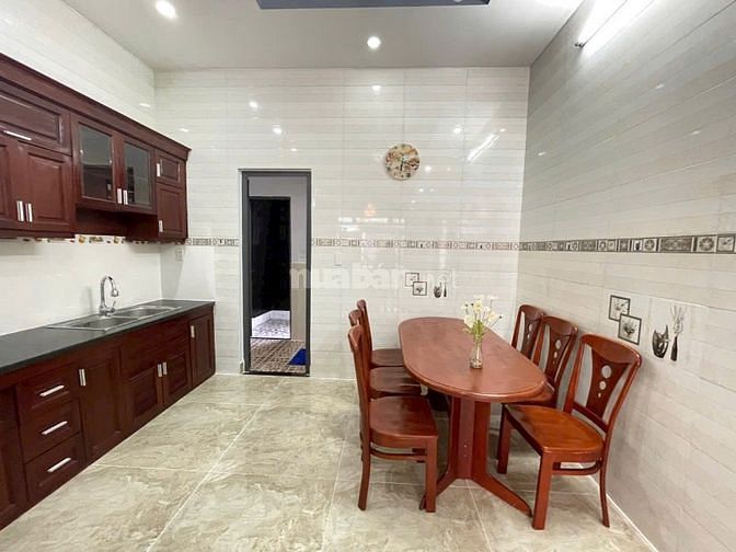 Nhà SHR, hẻm xe hơi, Đường TL 19, DT:4X14m, Trệt, 2Lầu, 4PN, Q12