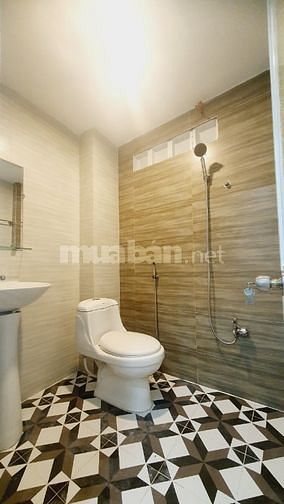 Nhà bán Dương bá trạc p1,q8, DT:4x8, no hậu 8m. Giá 3,5ty.