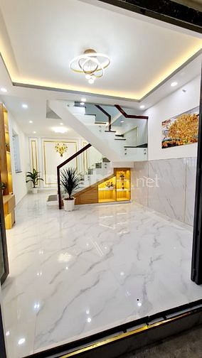 Nhà bán Dương bá trạc p1,q8, DT:4x8, no hậu 8m. Giá 3,5ty.
