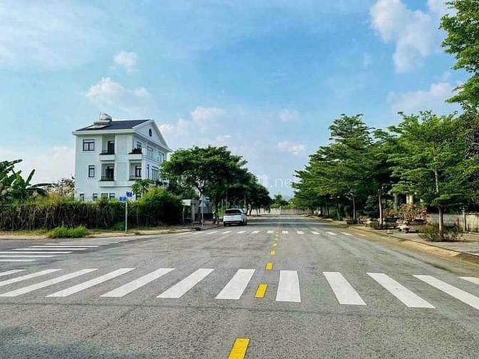 ĐẤT NGỘP BÁN GẤP 100m²-1tỷ750 1 nền Đường Nguyễn Văn Linh Bình Chánh