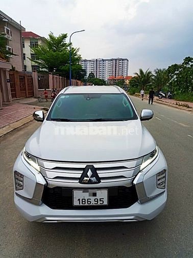 Bán rẻ Mitsubishi Pajero sport at 2021 máy dầu Zin độ Full Options