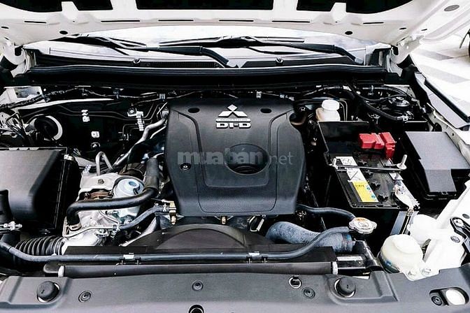 Bán rẻ Mitsubishi Pajero sport at 2021 máy dầu Zin độ Full Options