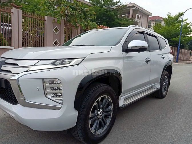 Bán rẻ Mitsubishi Pajero sport at 2021 máy dầu Zin độ Full Options