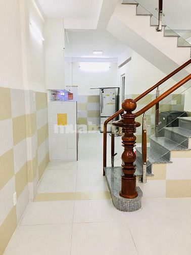 Chính chủ cho Thuê 1T 1L DT sàn 3,8mx15m Hẻm 2 xe hơi An ninh Lịch sự