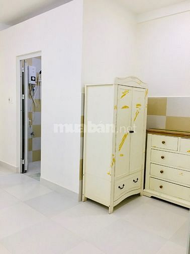Chính chủ cho Thuê 1T 1L DT sàn 3,8mx15m Hẻm 2 xe hơi An ninh Lịch sự