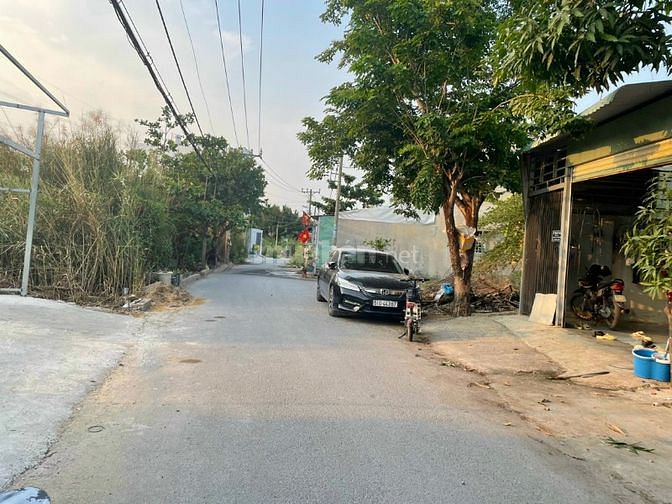 Bán nhà mặt tiền hẻm 855 Nguyễn bình tiện kkinh doanh buôn bán
