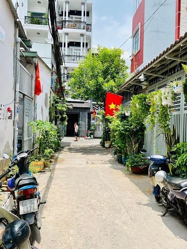 Tết tới BÁN GẤP nhà 5 TẦNG 45m2 hàng xóm EMART 2 PHAN HUY ÍCH, Gò Vấp 