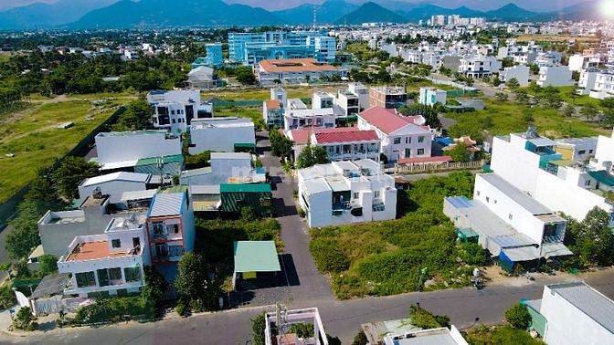 giảm sâu cho khách thiện chí mua lô đất Mỹ Gia mặt tiền 5m, đá có sổ