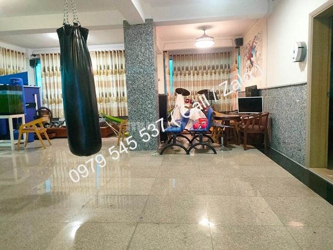 Cho Thuê Nhà Lô Góc 1 trệt 3 lầu 3PN 3 Sảnh 900m2 DT15x20m  TT Phú Mỹ 