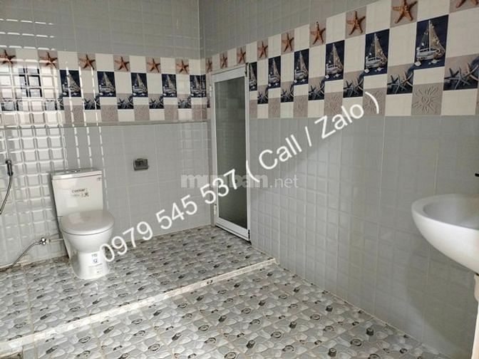 Cho Thuê Nhà Lô Góc 1 trệt 3 lầu 3PN 3 Sảnh 900m2 DT15x20m  TT Phú Mỹ 