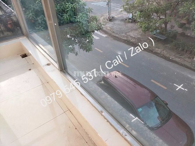 Cho Thuê Nhà Lô Góc 1 trệt 3 lầu 3PN 3 Sảnh 900m2 DT15x20m  TT Phú Mỹ 