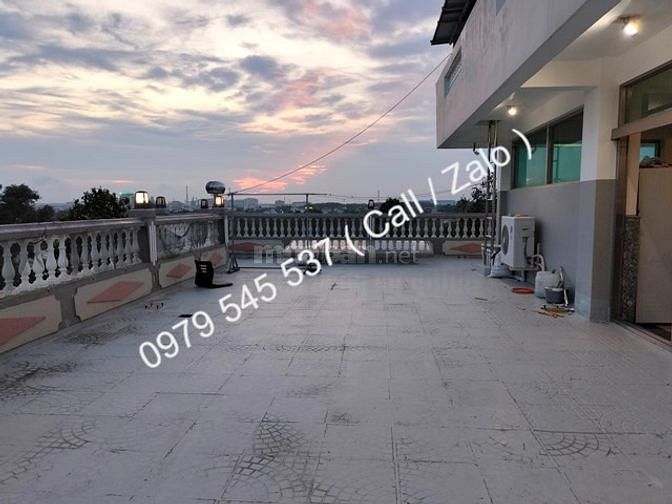 Cho Thuê Nhà Lô Góc 1 trệt 3 lầu 3PN 3 Sảnh 900m2 DT15x20m  TT Phú Mỹ 