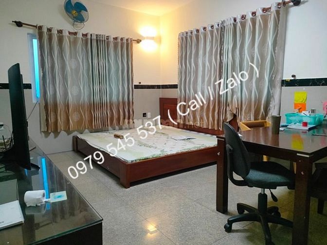 Cho Thuê Nhà Lô Góc 1 trệt 3 lầu 3PN 3 Sảnh 900m2 DT15x20m  TT Phú Mỹ 