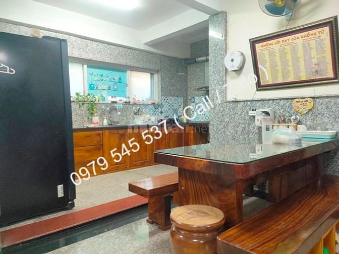 Cho Thuê Nhà Lô Góc 1 trệt 3 lầu 3PN 3 Sảnh 900m2 DT15x20m  TT Phú Mỹ 