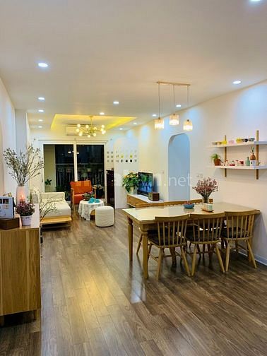 Cầnbán CHCC góc ĐN, cửa Tây SĐ 113,8m2:3PN,2VS ngoại giao đoàn, 55tr