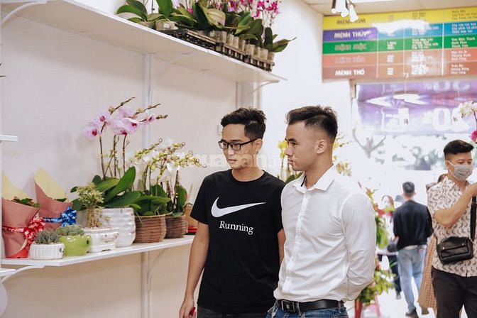 NV Bán Hàng Ca Tối 18h-21h Shop Hoa Cây Cảnh Trung Kính lương cao