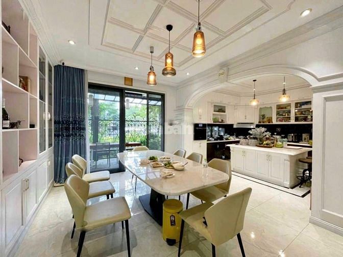 Thật 100% BIỆT THỰ HIẾM hẻm 8m (8x18m)vuông, 4 Tầng Sư Vạn Hạnh Mall 