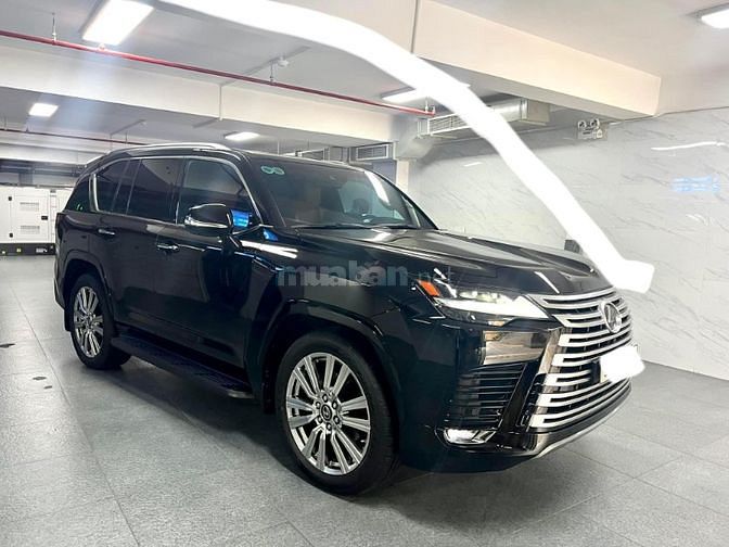 Lexus LX600 VIP 04 chỗ, đăng ký 8/2023, lăn bánh 1.300 km, siêu lướt.