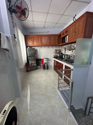 Cần bán gấp nhà hẻm 3m Nguyễn Văn Đừng Q5 dt: 30m 2 lầu giá bán 2 tỷ 