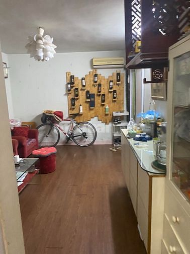 Bán căn hộ Tập thể Dt 50m T2 2P.Ngủ đã sửa đẹp đủ đồ khu BắcThành Công