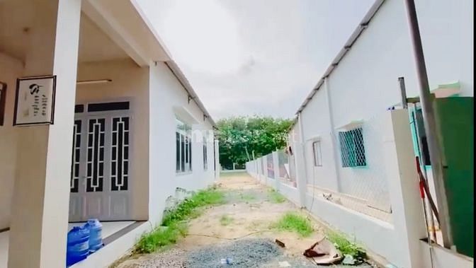 BÁN ĐẤT TẶNG NHÀ MÁI THÁI - MẶT TIỀN QL 14 - NHA BÍCH CHƠN THÀNH