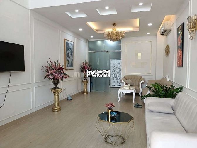 Cho thuê nguyên căn mặt tiền Thành Thái , Quận 10