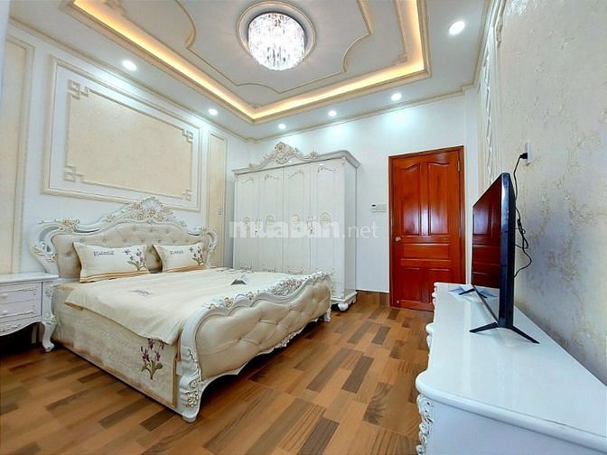 Bán nhanh nhà mới xây 5 tầng có giảm giá cho khách hàng mua tiền mặt