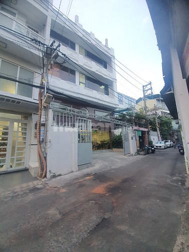Bán Tòa CHDV 35 phòng cao cấp. Đường lê đức thọ Gò vấp khu an ninh tốt