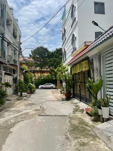 CHÍNH CHỦ CẦN BÁN NHÀ 2 MT HẼM XE HƠI TRƯỚC SAU .KDC XÃ PHÚ XUÂN.NB