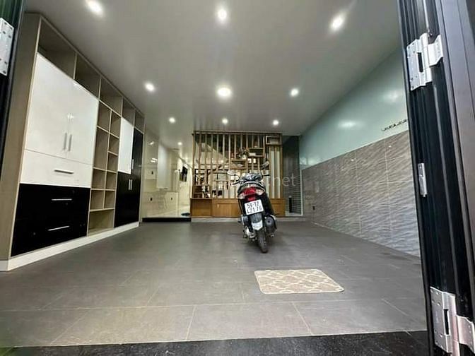 Cần Tiền Kinh Doanh Bán Lỗ Nhà Đường Hậu Giang, P.6, Quận 6.Giá 2tỷ950