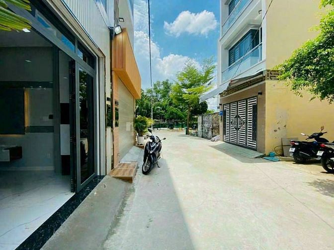  NHÀ KHU DÂN CƯ HUỲNH TẤN PHÁT THỊ TRẤN NHÀ BÈ