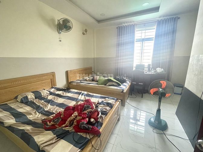 Bán nhà mặt tiền đường Trịnh Quang Nghị 105m2 giá giảm còn 7 tỷ 