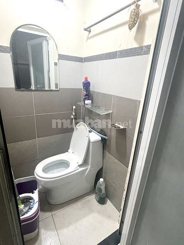Bán nhà mặt tiền đường Trịnh Quang Nghị 105m2 giá giảm còn 7 tỷ 