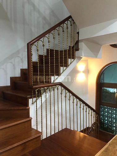 Bán nhà biệt thự Huỳnh Văn Bánh 99m2 4 tầng, ngang7m chỉ nhỉnh 12 tỷ.