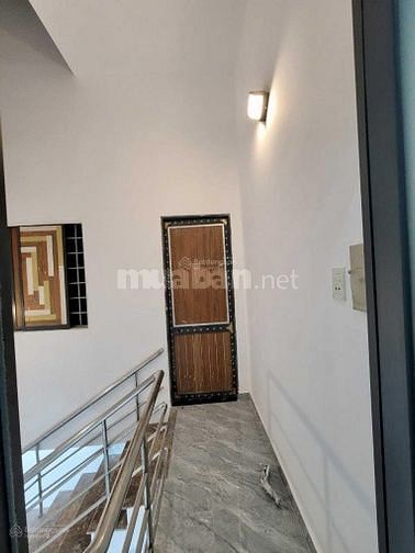 Bán nhà hẻm đường Hoa Sứ Phú Nhuận chỉ 3 tỷ 2