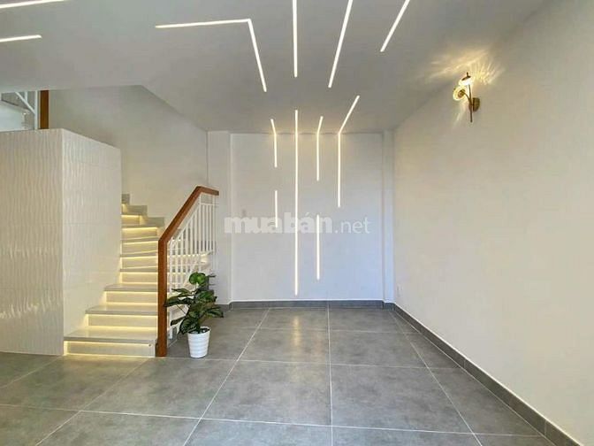 Kẹt Tiền Bán Gấp Đường Trần Bình Trọng, P.1, Quận 5. Giá 2tỷ650.Sổ sẳn