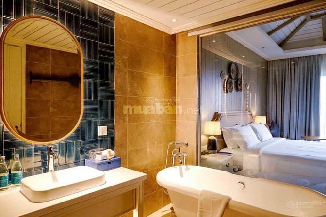Centara Mũi Né bán gấp  căn villa 250 m2 căn view hồ duy nhất 7 tỷ. 