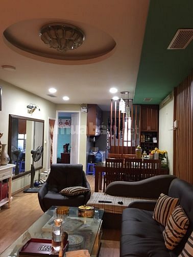 Bán hoặc cho thuê căn hộ 3 phòng ngủ, 121,6m2, 18 Phạm Hùng, NTL