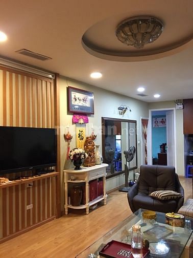 Bán hoặc cho thuê căn hộ 3 phòng ngủ, 121,6m2, 18 Phạm Hùng, NTL