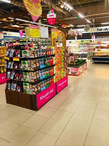 Tuyển gấp LDPT làm việc ở siêu thị dịp noel và tết 