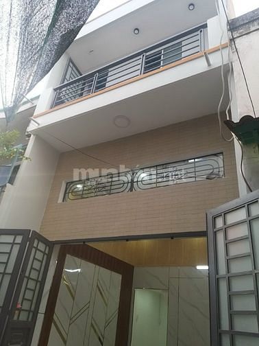 Nhà  đường  tỉnh  lộ 10  Bình Tân giáp  Quận 6
